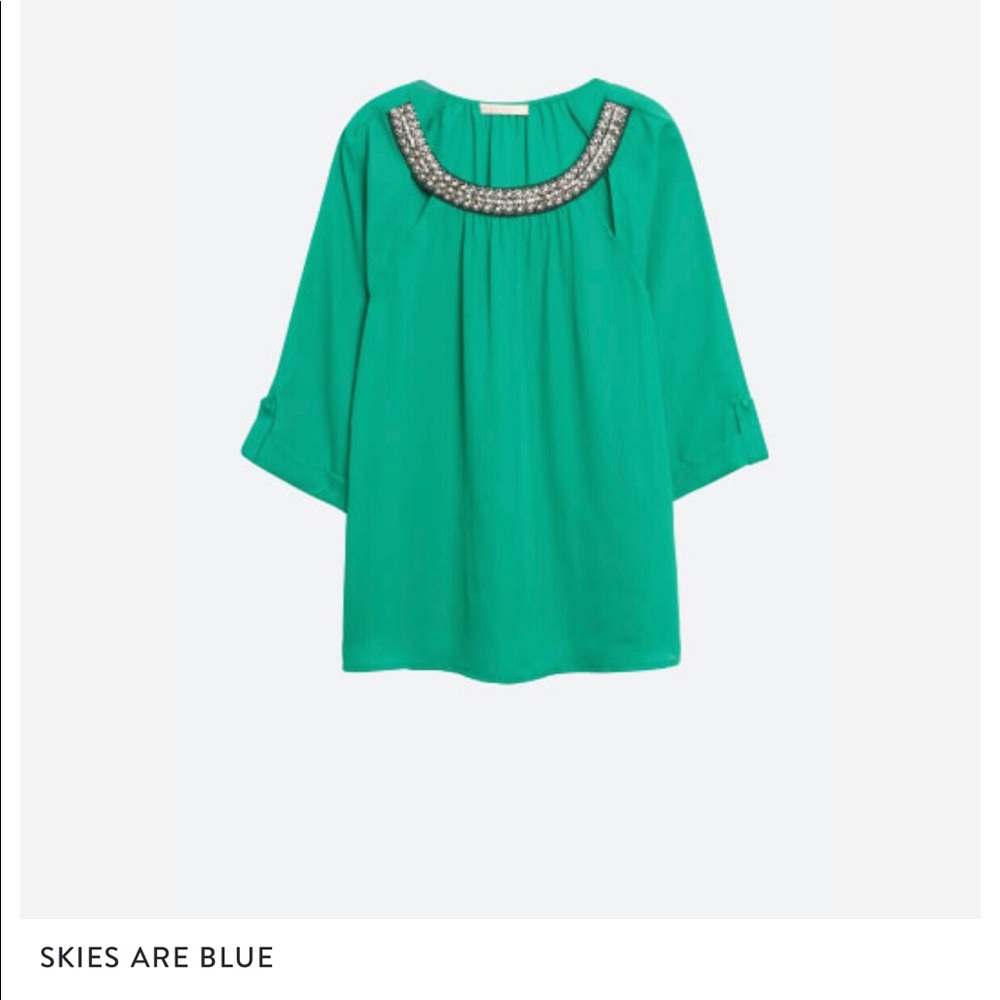 Skies are blue green cut out top Sz small